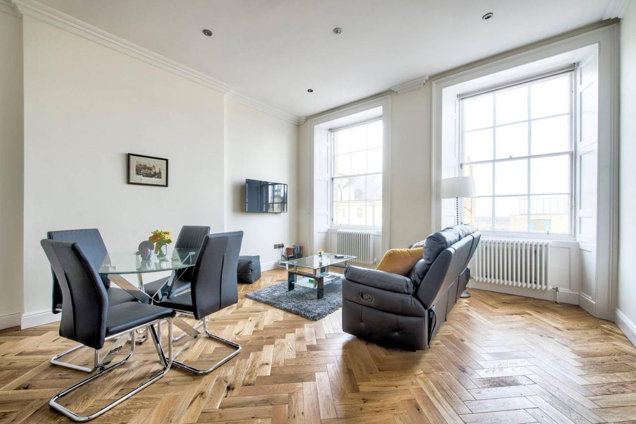 Guestready - Modern Home 5 Minutes Walk From Princes Street Edinburgh Buitenkant foto