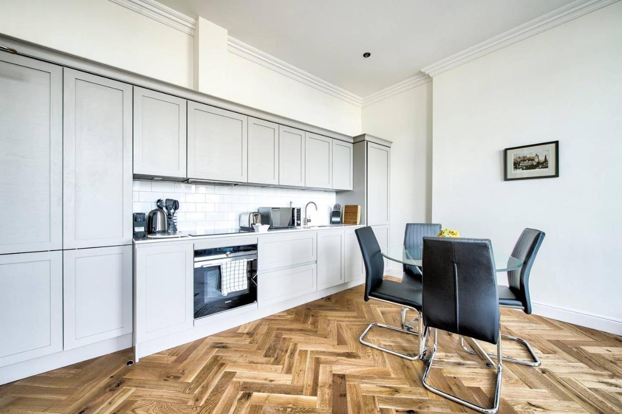 Guestready - Modern Home 5 Minutes Walk From Princes Street Edinburgh Buitenkant foto